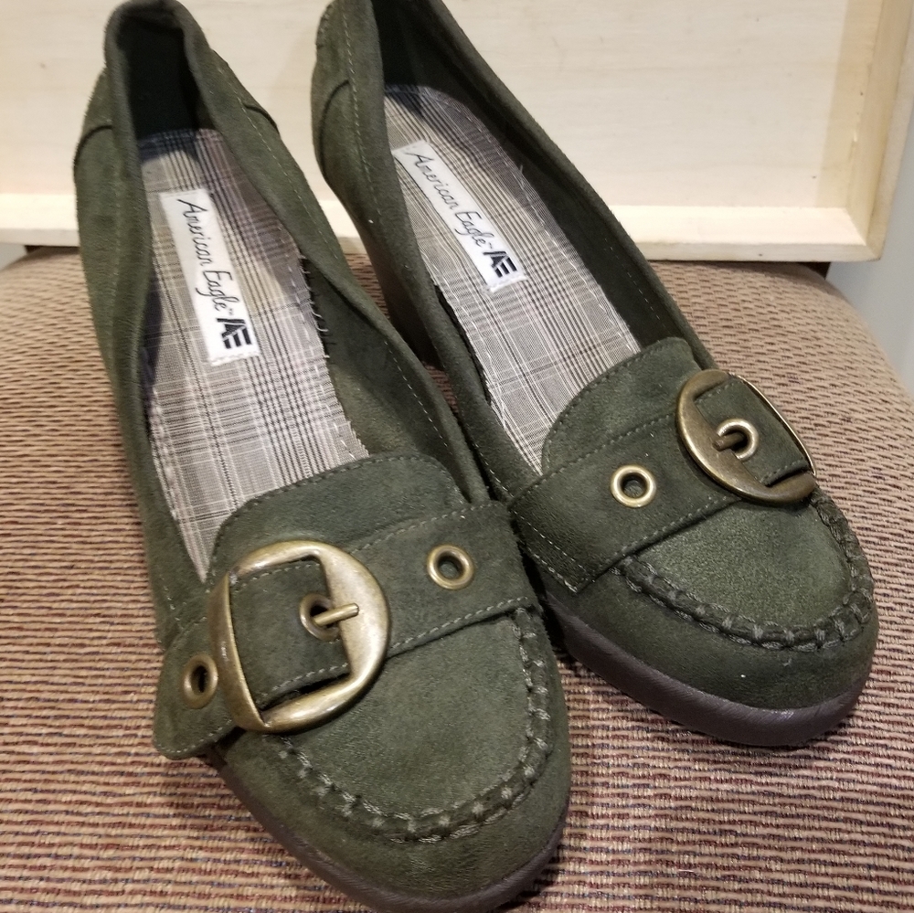 AMERICAN EAGLE SHOES - Picture 2 of 5